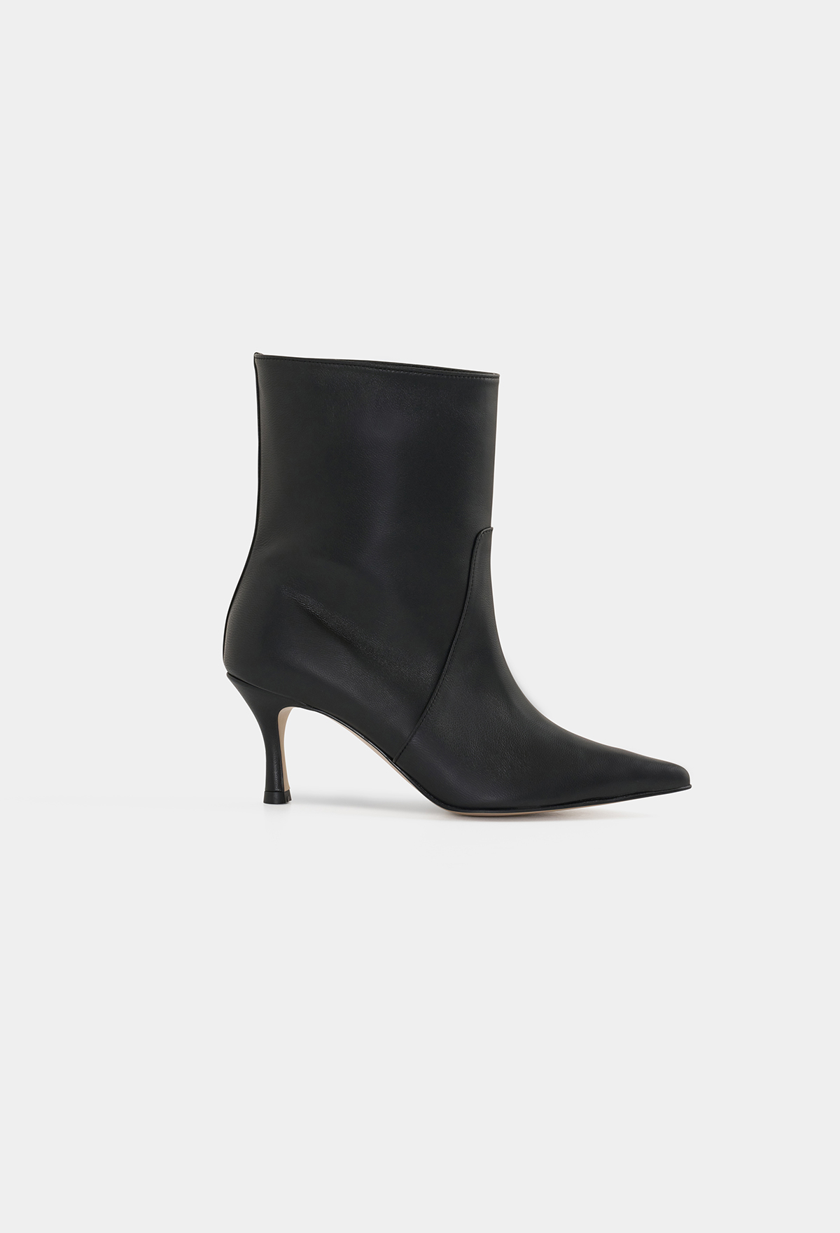 NORA ANKLE BOOTS