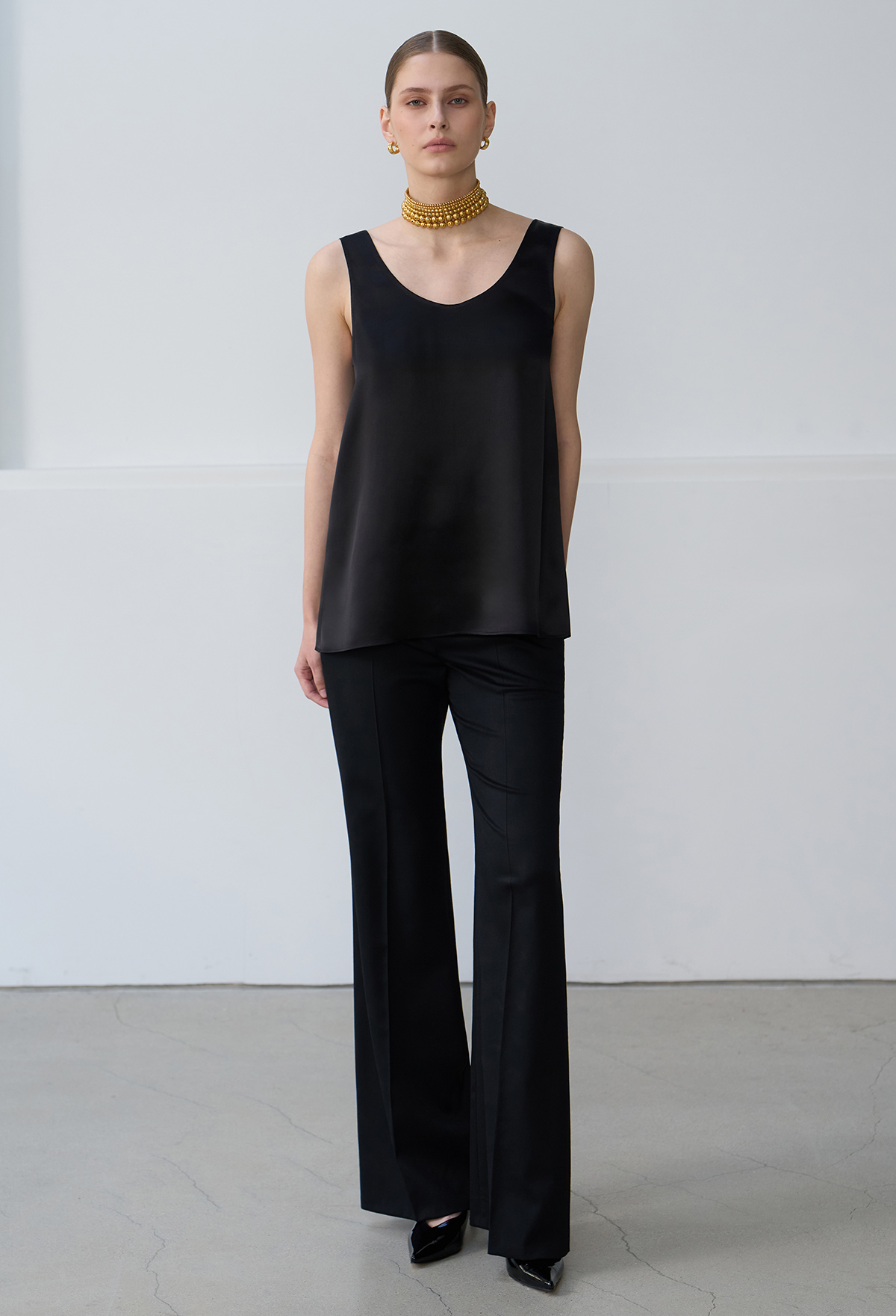 VIRGIN WOOL FLARED PANTS