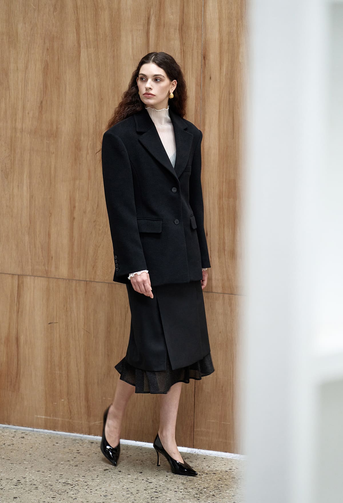 SOFT WOOL BLAZER [LIMITED]