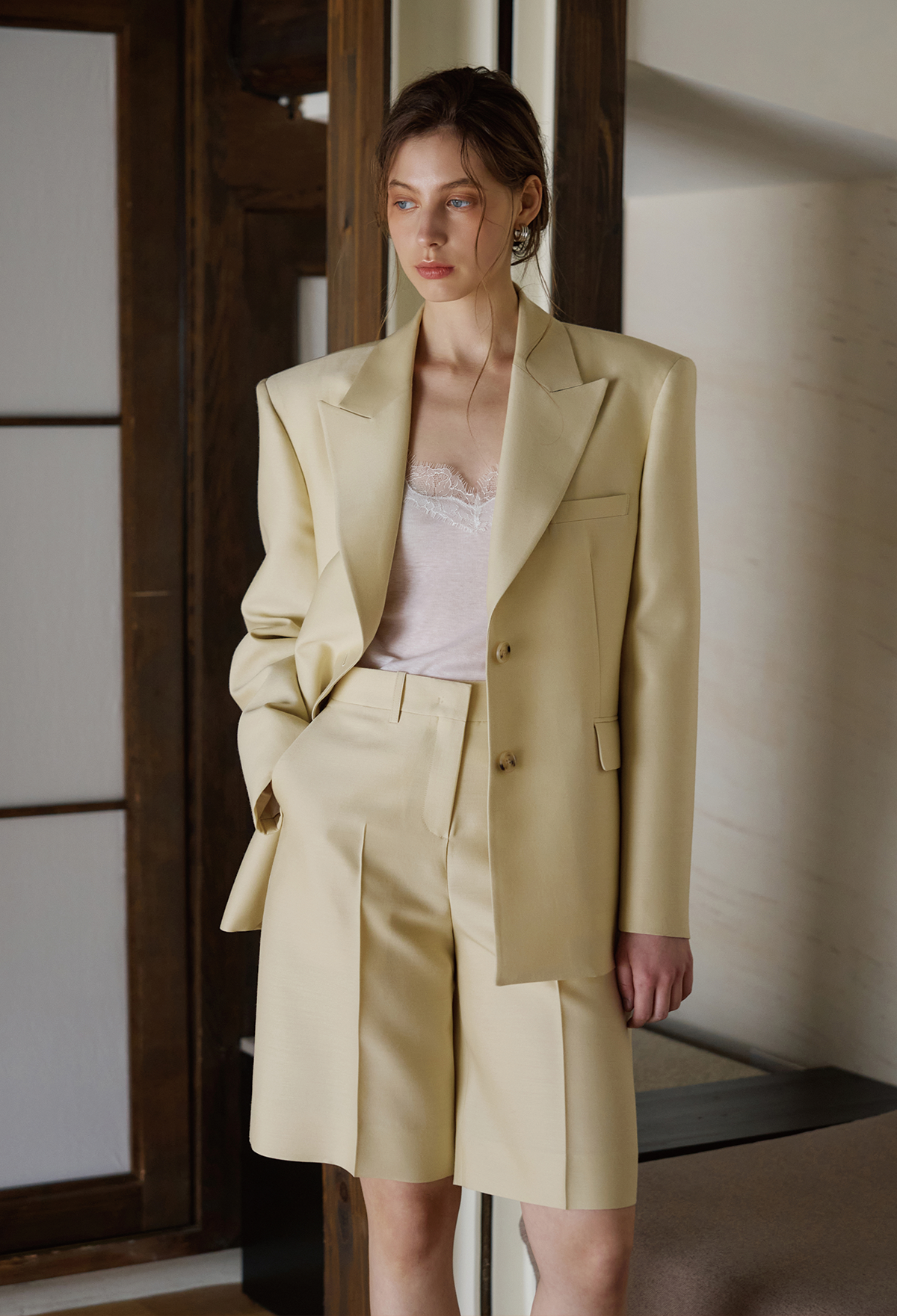 WOOL SILK BERMUDA PANTS [LIMITED]