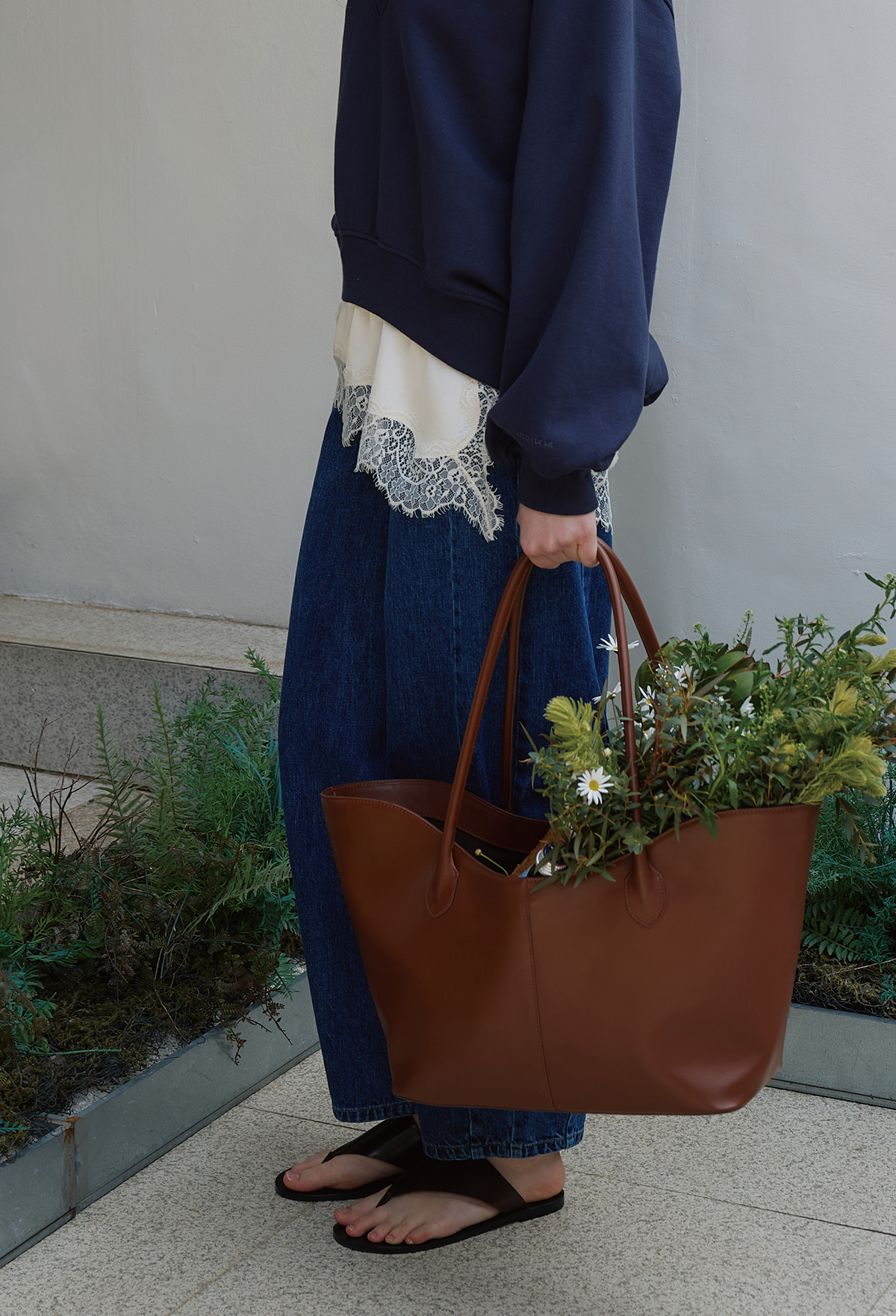 [2nd] CURVED VOLUME DENIM PANTS