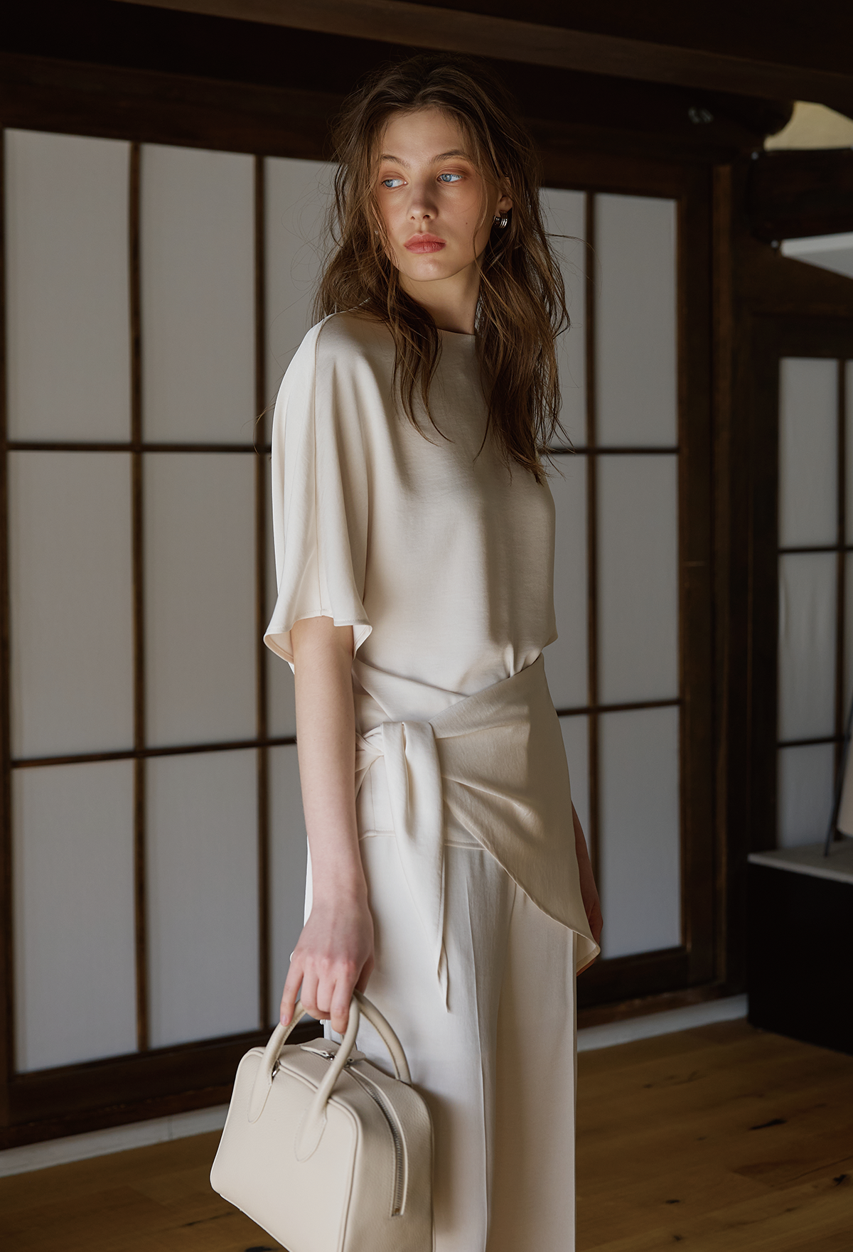 FLUID SCARF-SET BLOUSE