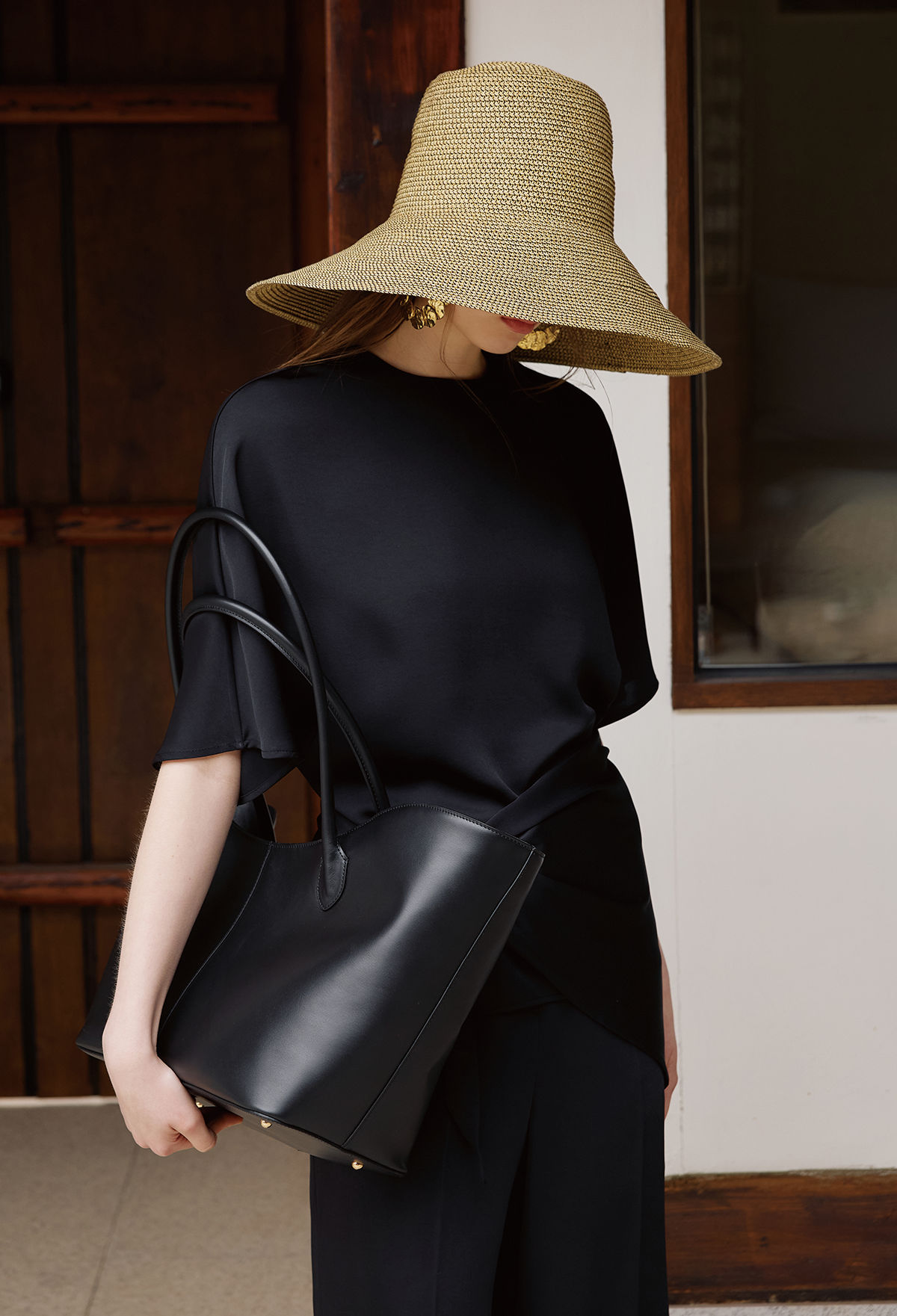 FLUID SCARF-SET BLOUSE